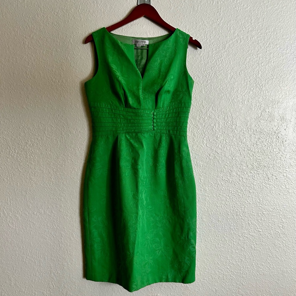 Kay Unger Knee Length Dress in Bright Green Floral